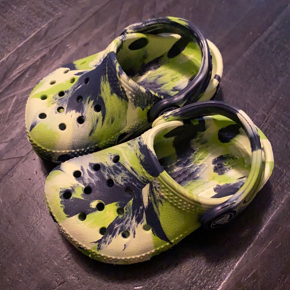 Crocs